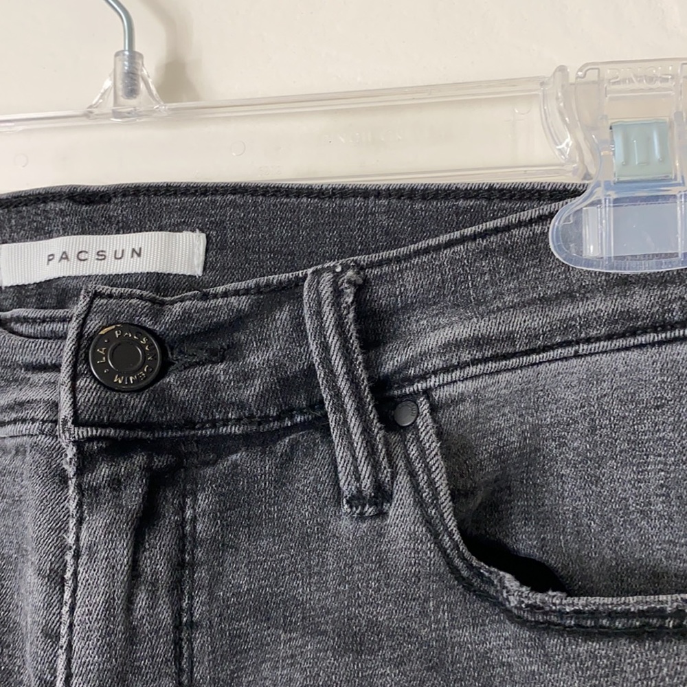PacSun Ripped Jeans - Picture 3 of 16